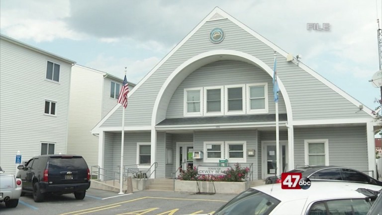 Upcoming Dewey Beach town meeting to address community issues - 47abc