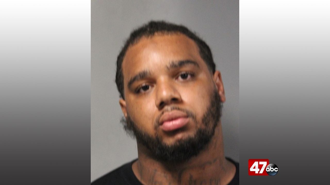 Foot chase leads to drug, firearm charges for Dover man - 47abc