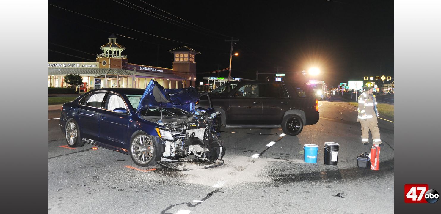 Crash injures three in Rehoboth Beach 47abc