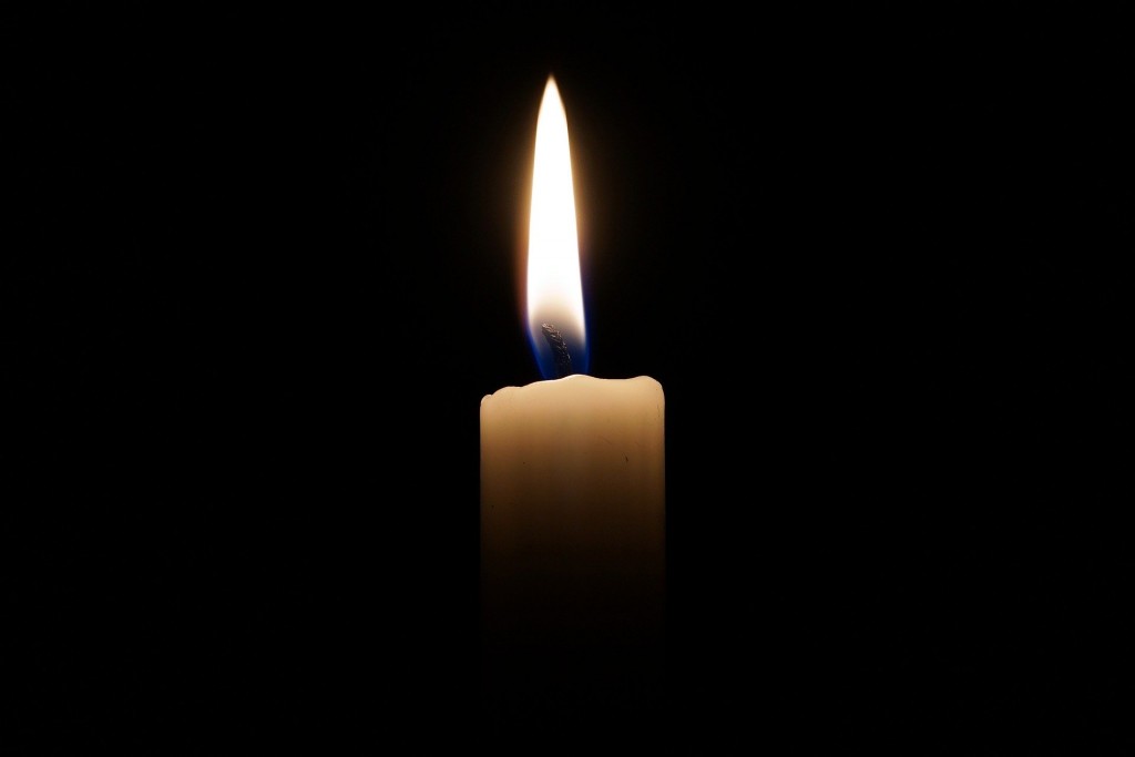 Candle 2038736 1920
