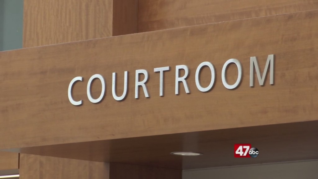 New Look Into De Courts