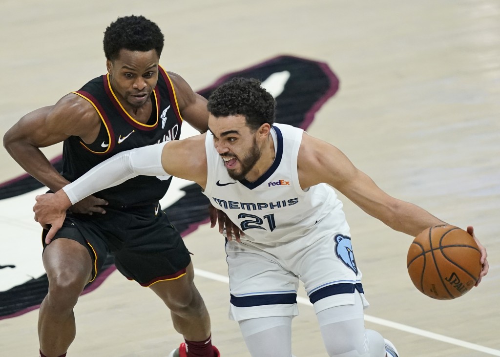 Yogi Ferrell, Tyus Jones