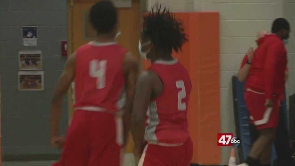 11pm Sports 0204