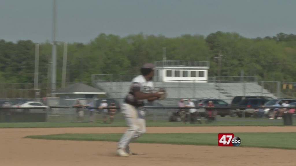 11pm Sports 0427