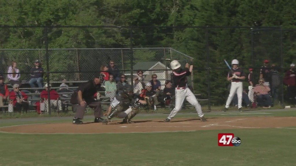 11pm Sports 0512