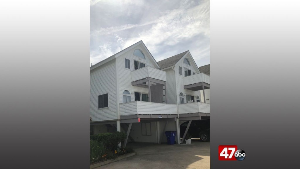 1280 Dewey Balcony