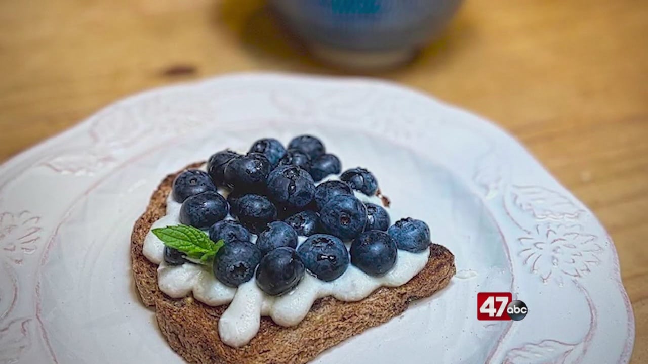 Cooking With Lynn: Blueberries are in season! - 47abc