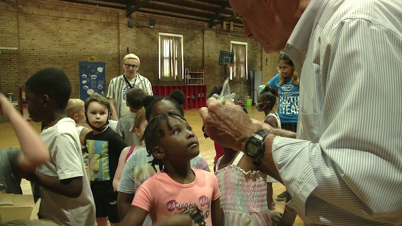 Sen. Carper highlights the importance of this summer's USDA food program