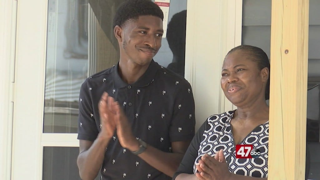 Habitat For Humanity Offers Home To Family