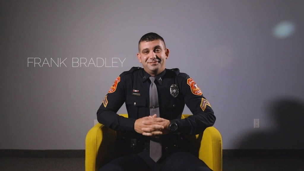 Frank Bradley Short00 00 15 17still001