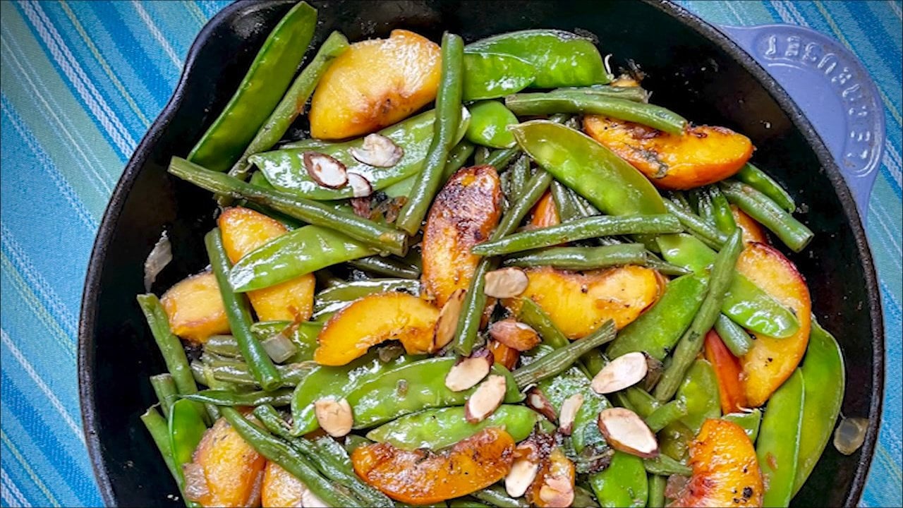 Cooking with Lynn Peaches with green beans and snow peas 47abc