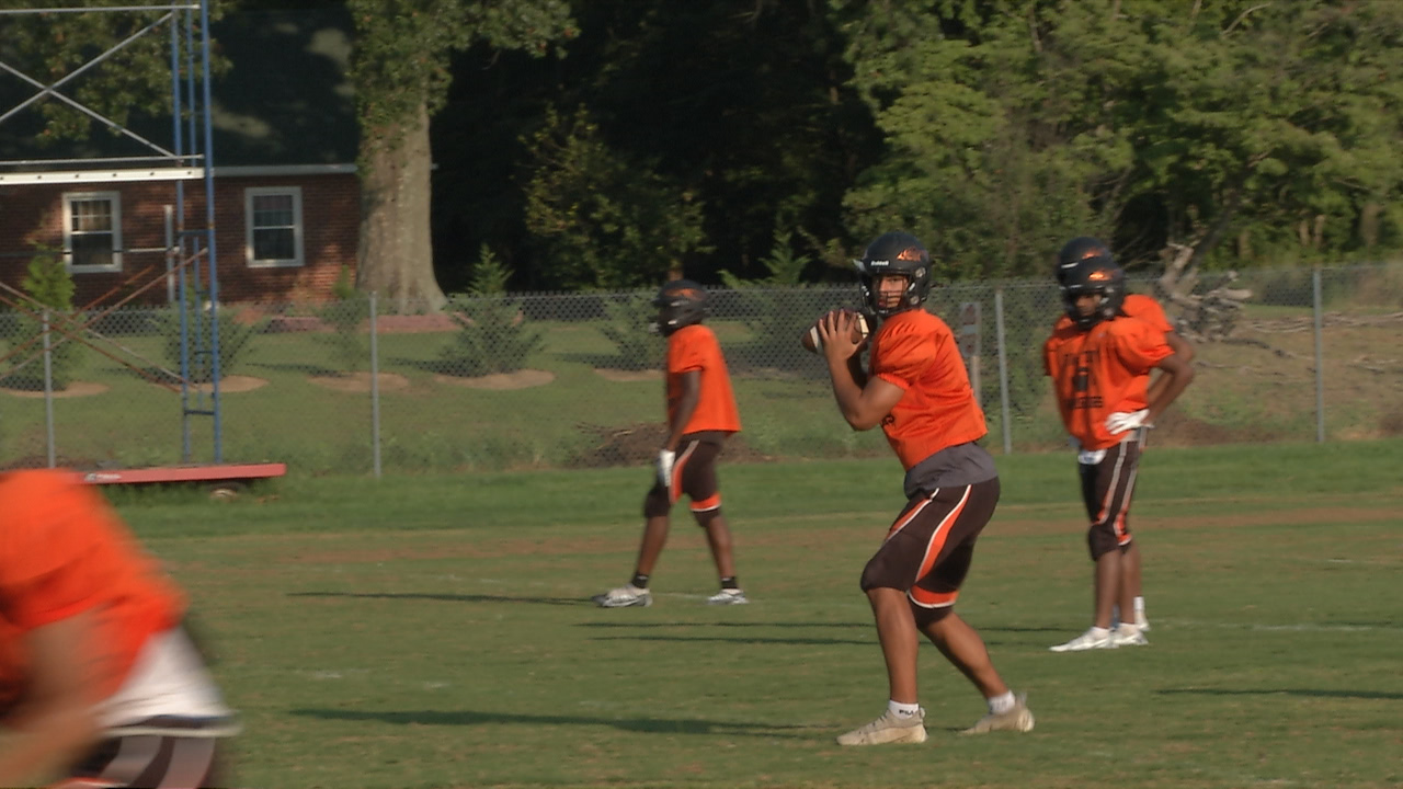 Bayside Football Preview Easton Warriors 47abc