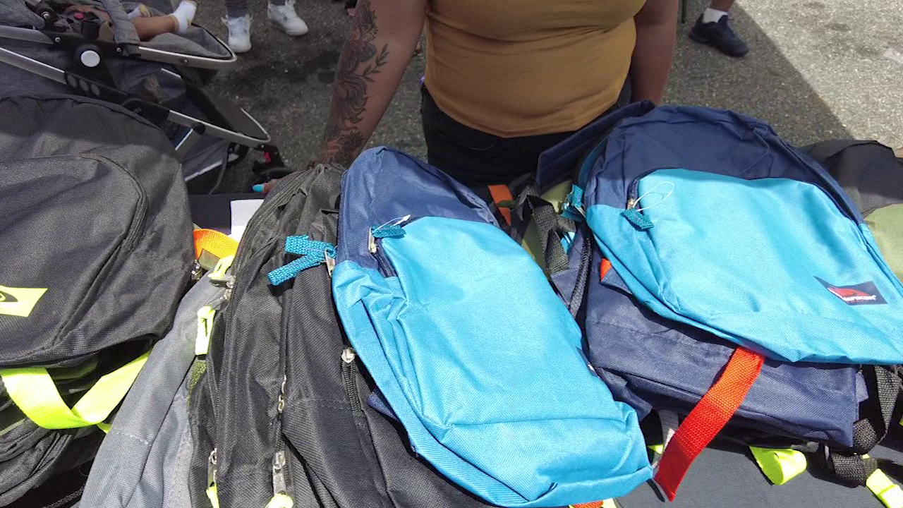 Delaware groups give away 500 book bags and school supplies in Seaford – 47abc