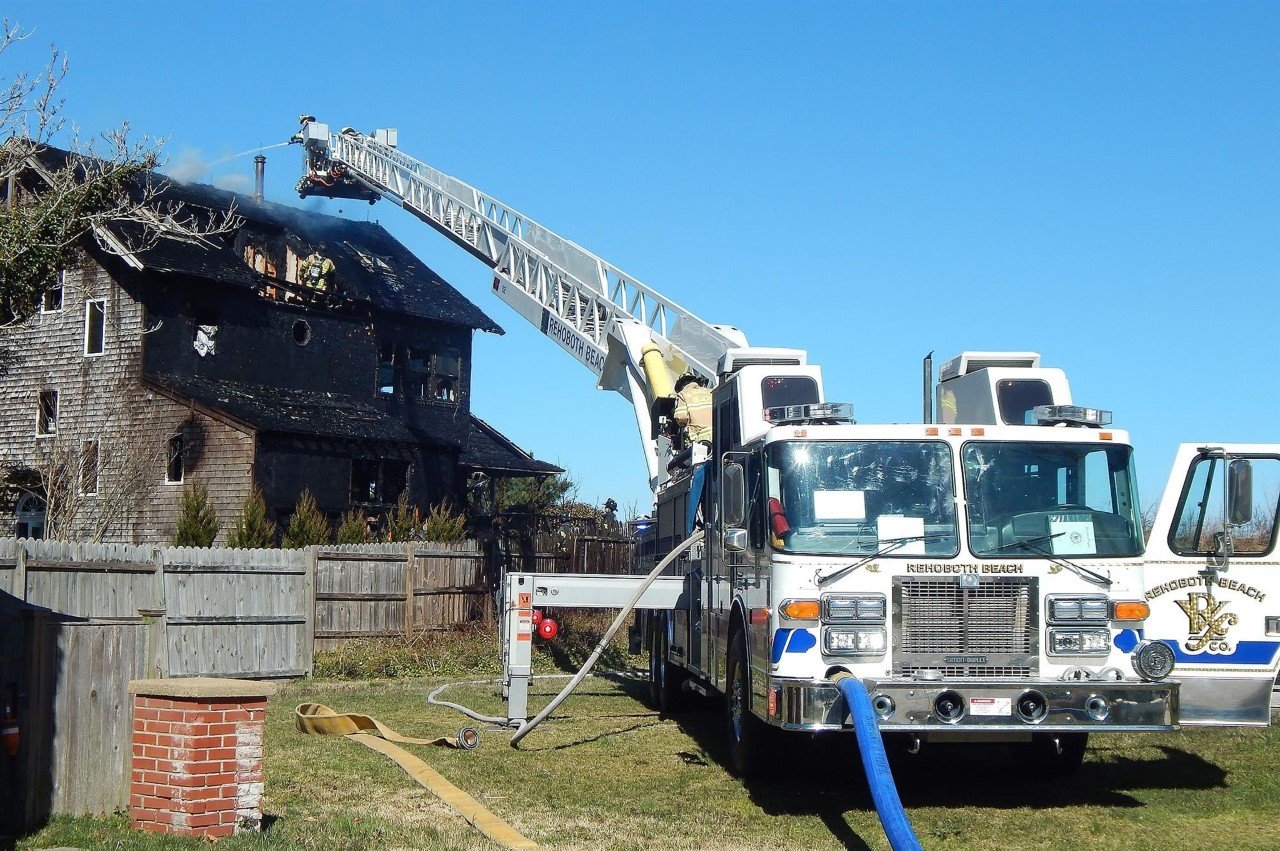 Structure Fire In Dewey Beach Under Investigation - 47abc