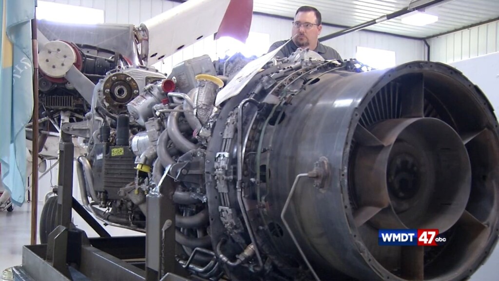 Piedmont Donates Engine