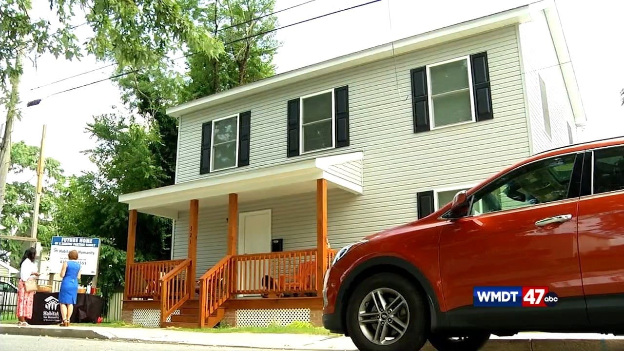 Habitat for Humanity helping the Para family in Salisbury 47abc