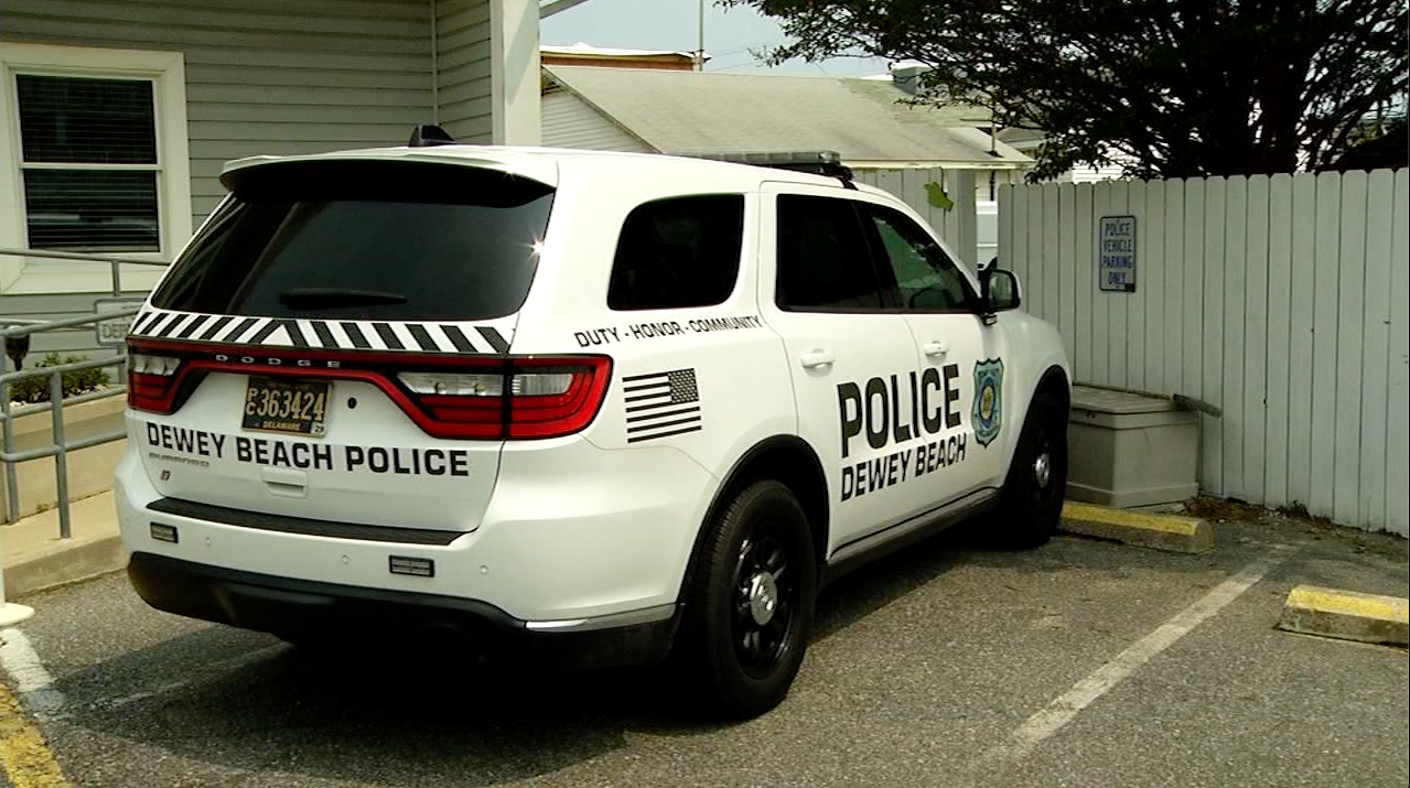 Dewey Beach town commissioners approve three new fulltime officer