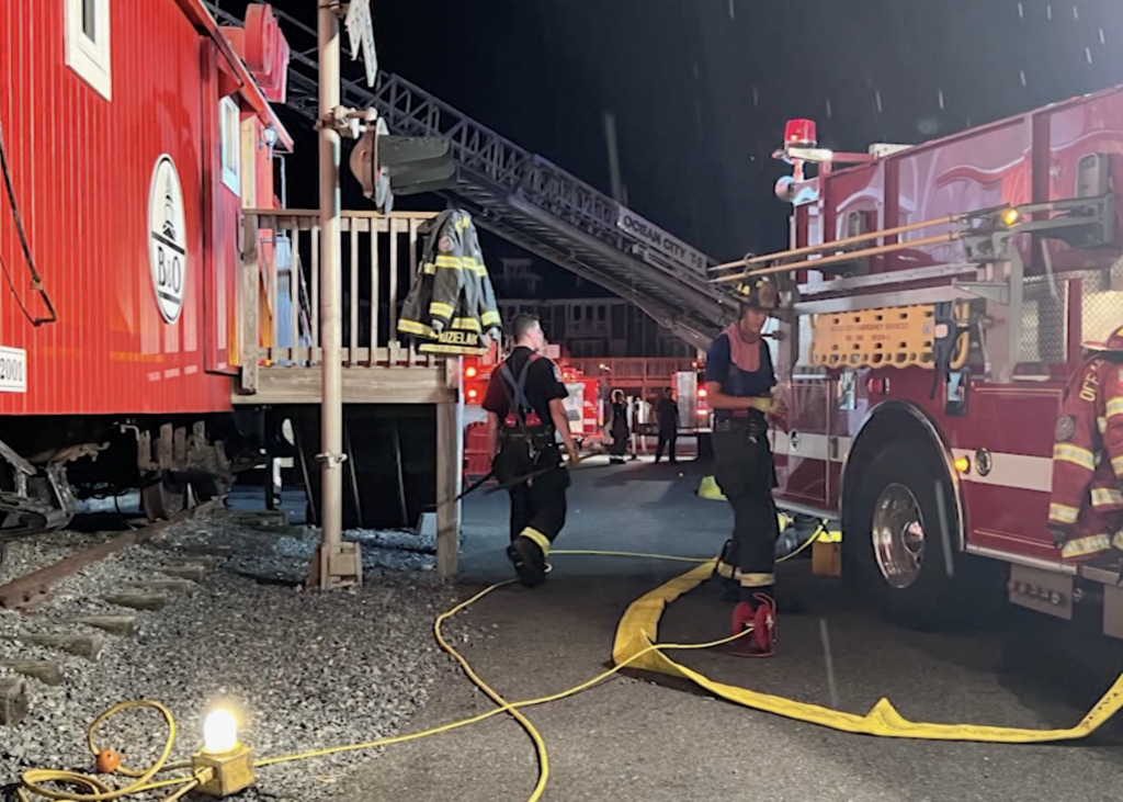 Fire broke out in Hooper's Crab House during dinner rush 47abc