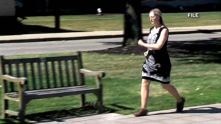 Woman Walking 0905