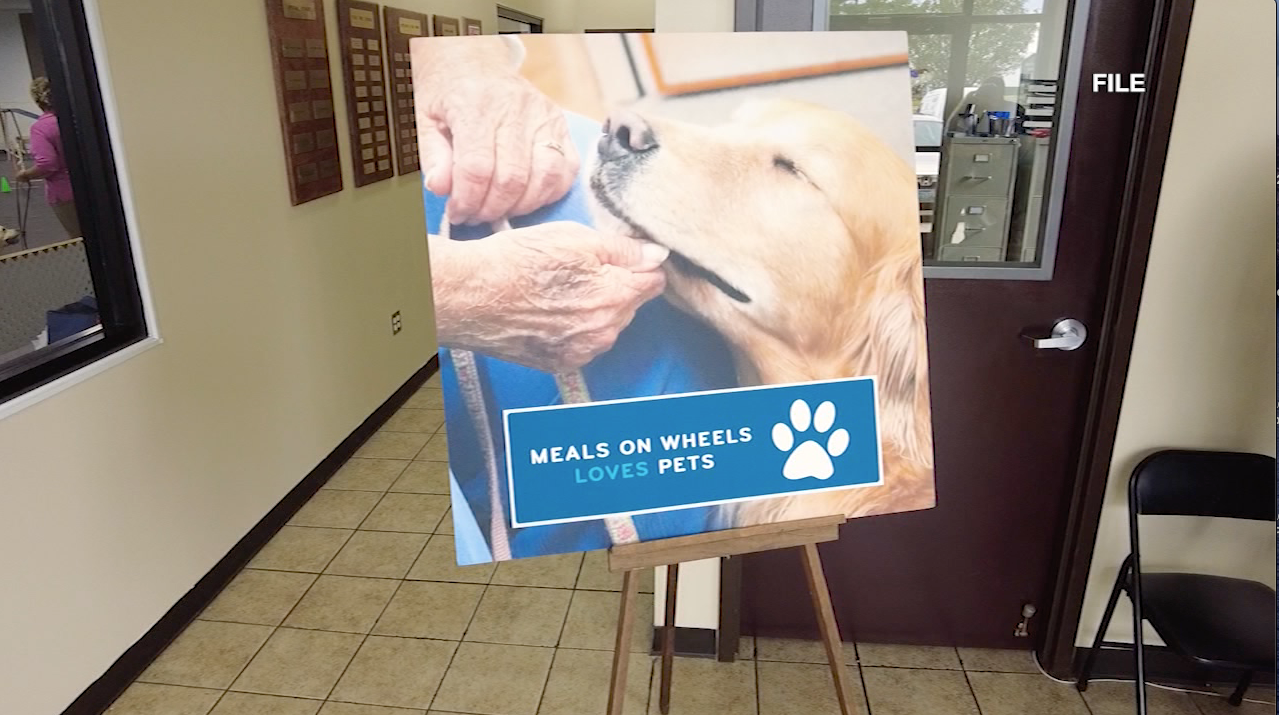 'Meals on Wheels Loves Pets' program celebrates one year of service