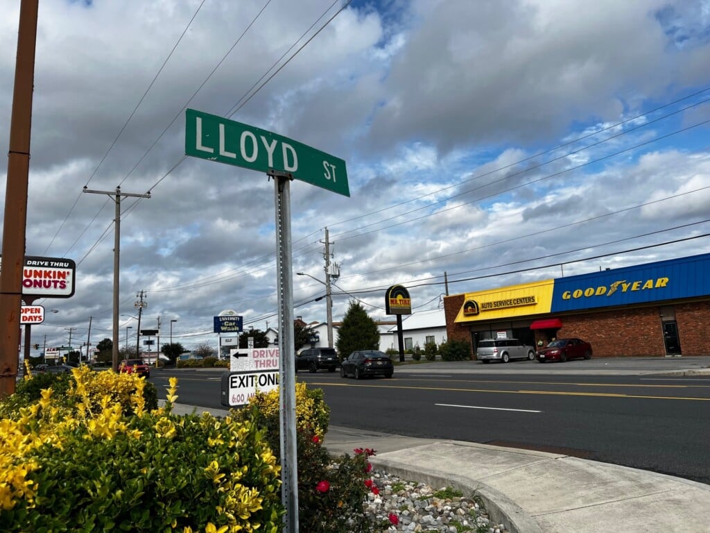 Lloyd Street