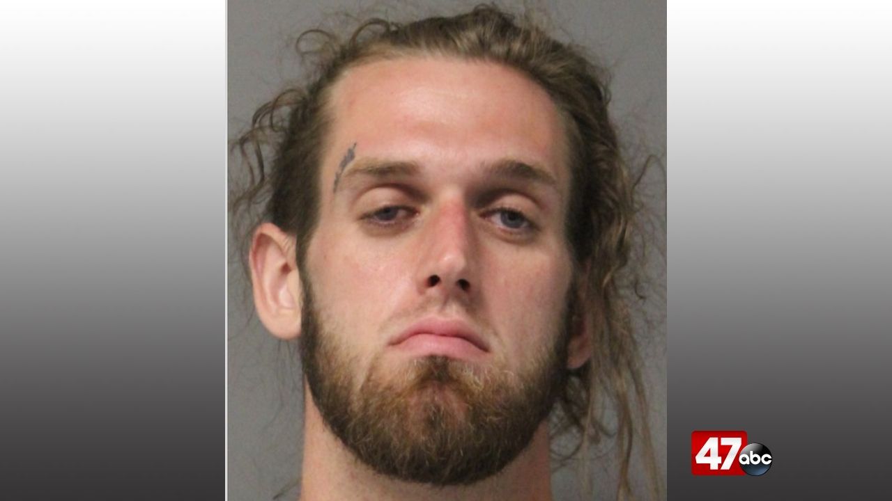 Greenwood man wanted in connection to officer-involved shooting - 47abc
