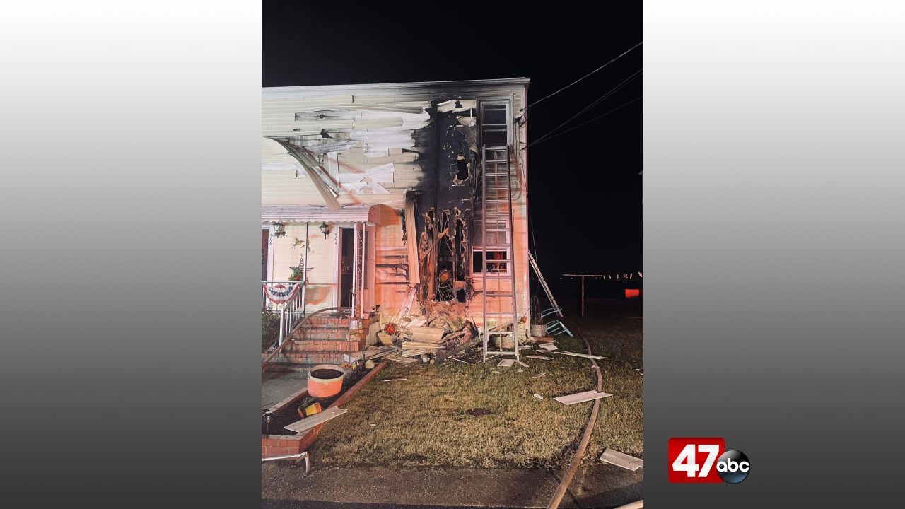 Crews battle overnight fire in Cambridge 47abc