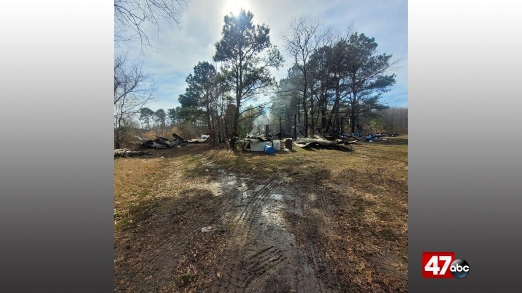 1280 Pole Barn Fire