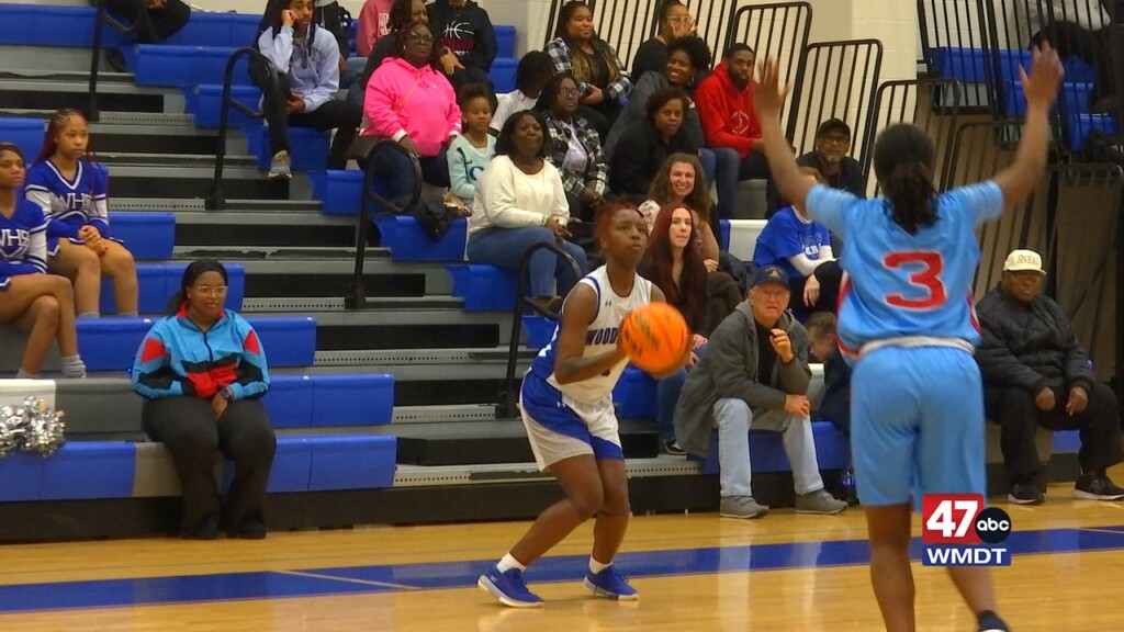 Woodbridge Dominates Early College