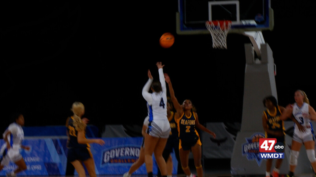 Decaturwbb122600 00 15 02still001