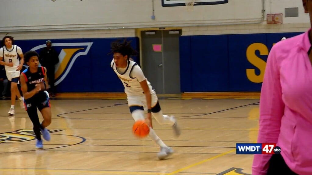 11pm Sports 0127