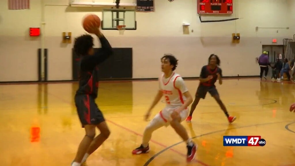11pm Sports 0123