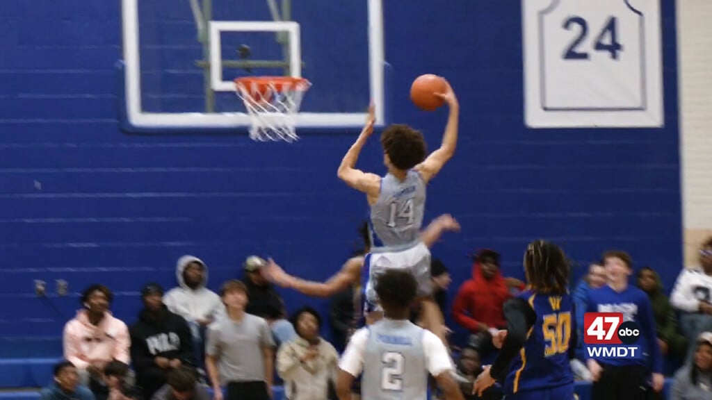 Decatur Vs Wihi Facebook 2 8 2500 00 00 18still001
