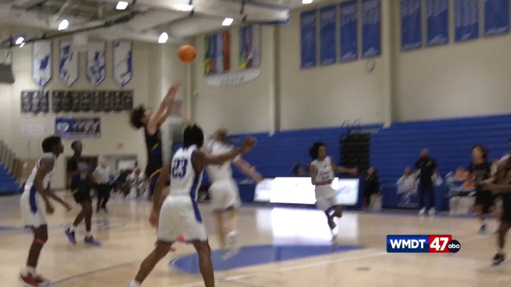 11pm Sports 0220