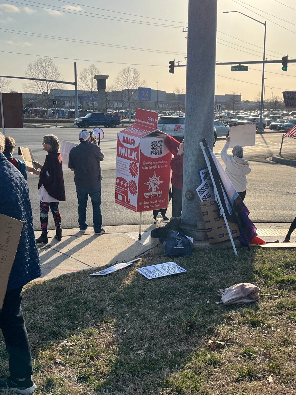 'Cambridge Indivisible' holds protest against Congressman Andy Harris ...