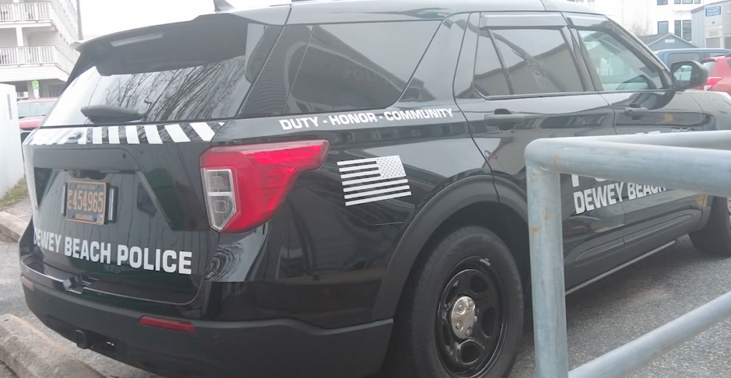 Deweybeachpolicepicture