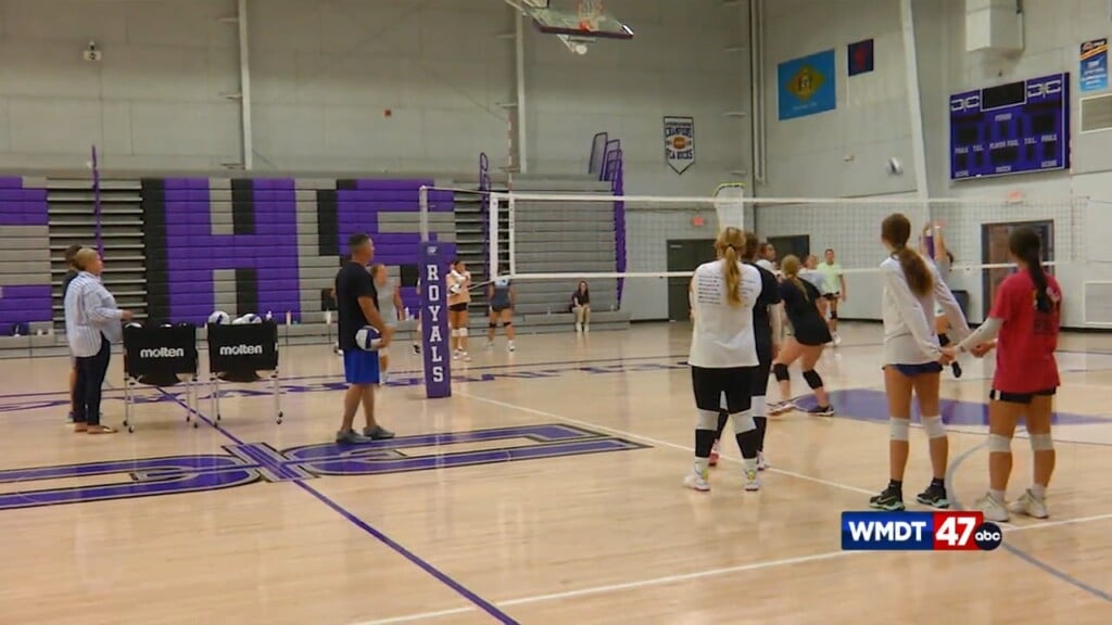 11pm Sports 0820
