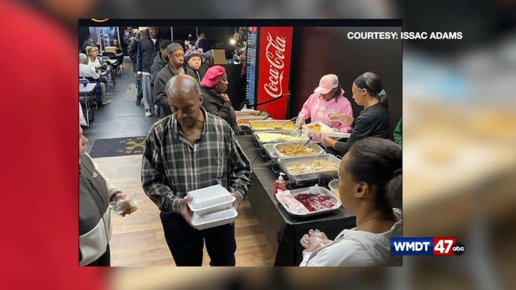 Groove City To Distribute Food