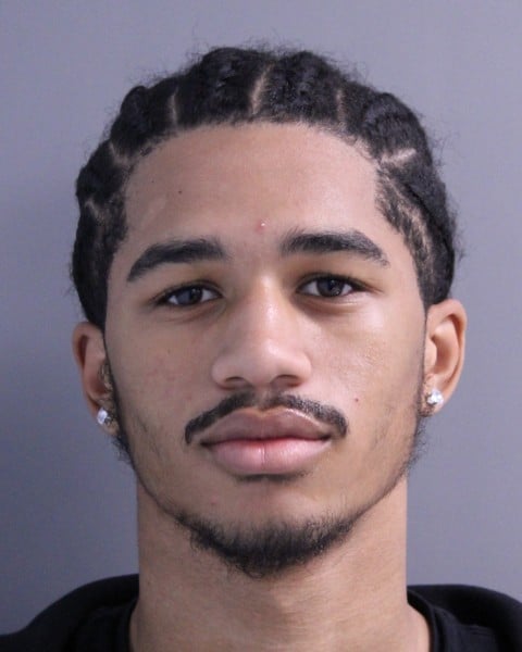 538098 3f80e7c0e17b4ea7a19db668b14595f2mv2