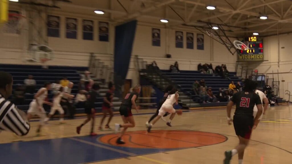 Wihi Girls Vs Bennett Clippers