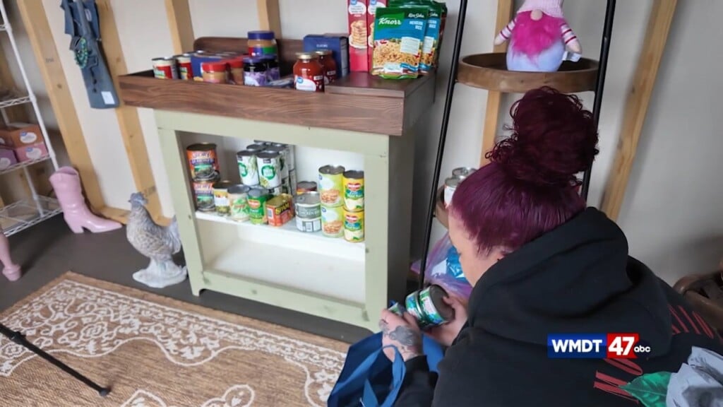Local Woman Opens Food Pantry