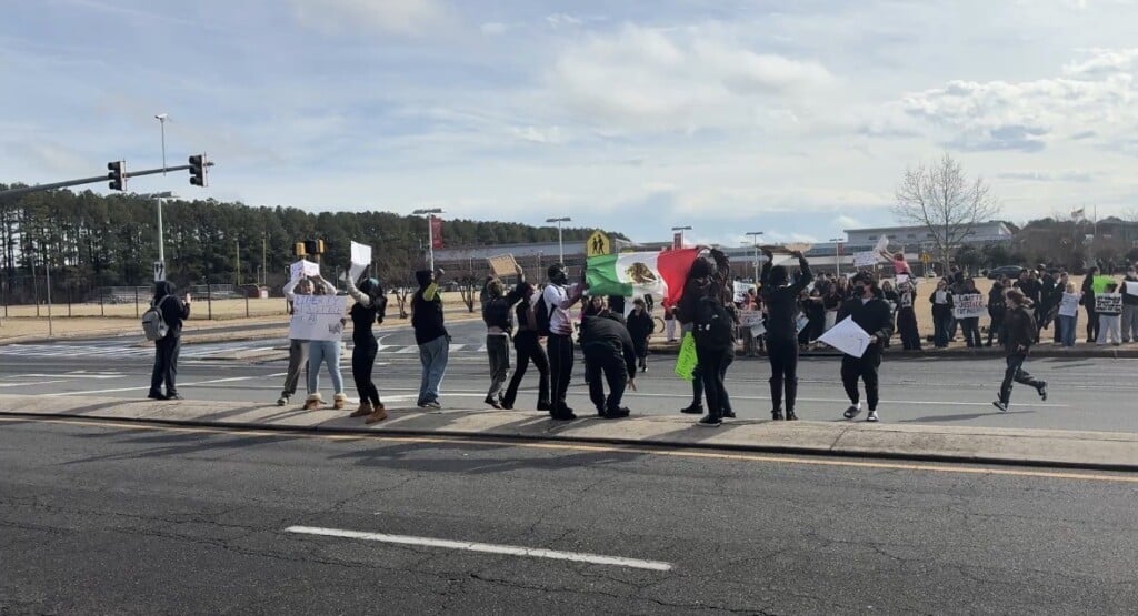 5f0f80ef 9fe6 4b45 9c84 3bc3ec35afaf