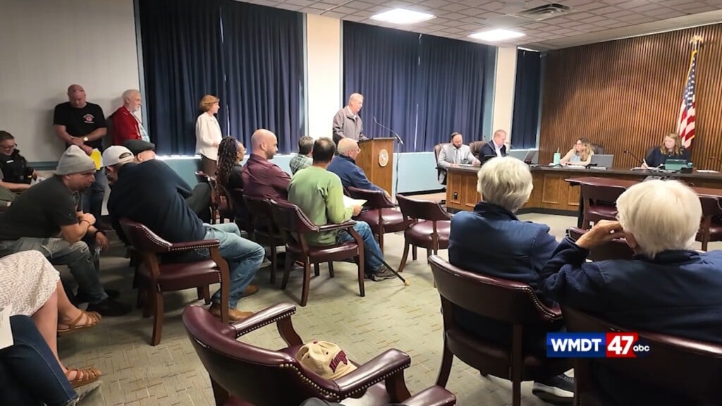 Residents React At City Council Meeting