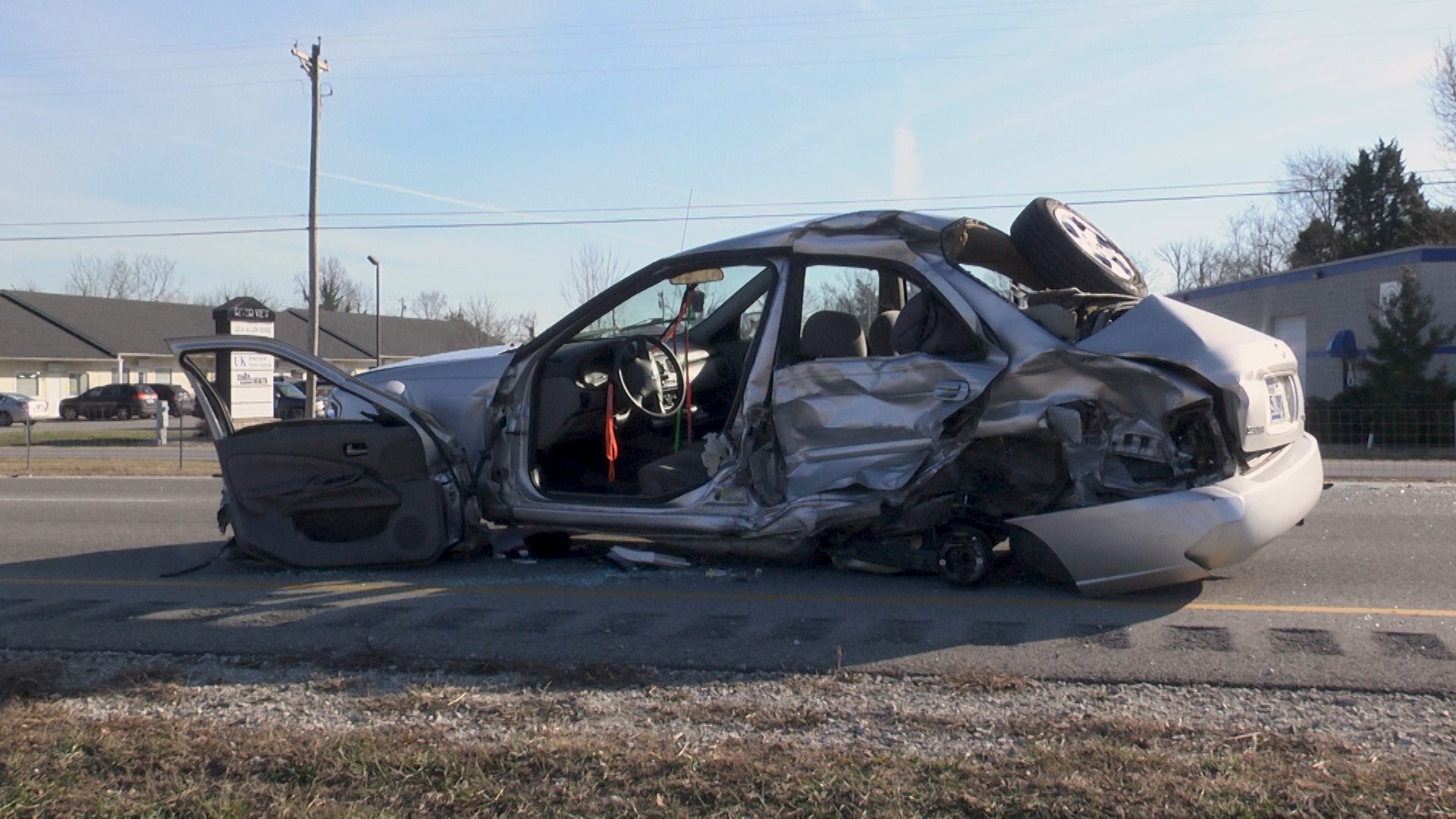 Two drivers injured after crash on Louisville Road in Bowling Green ...