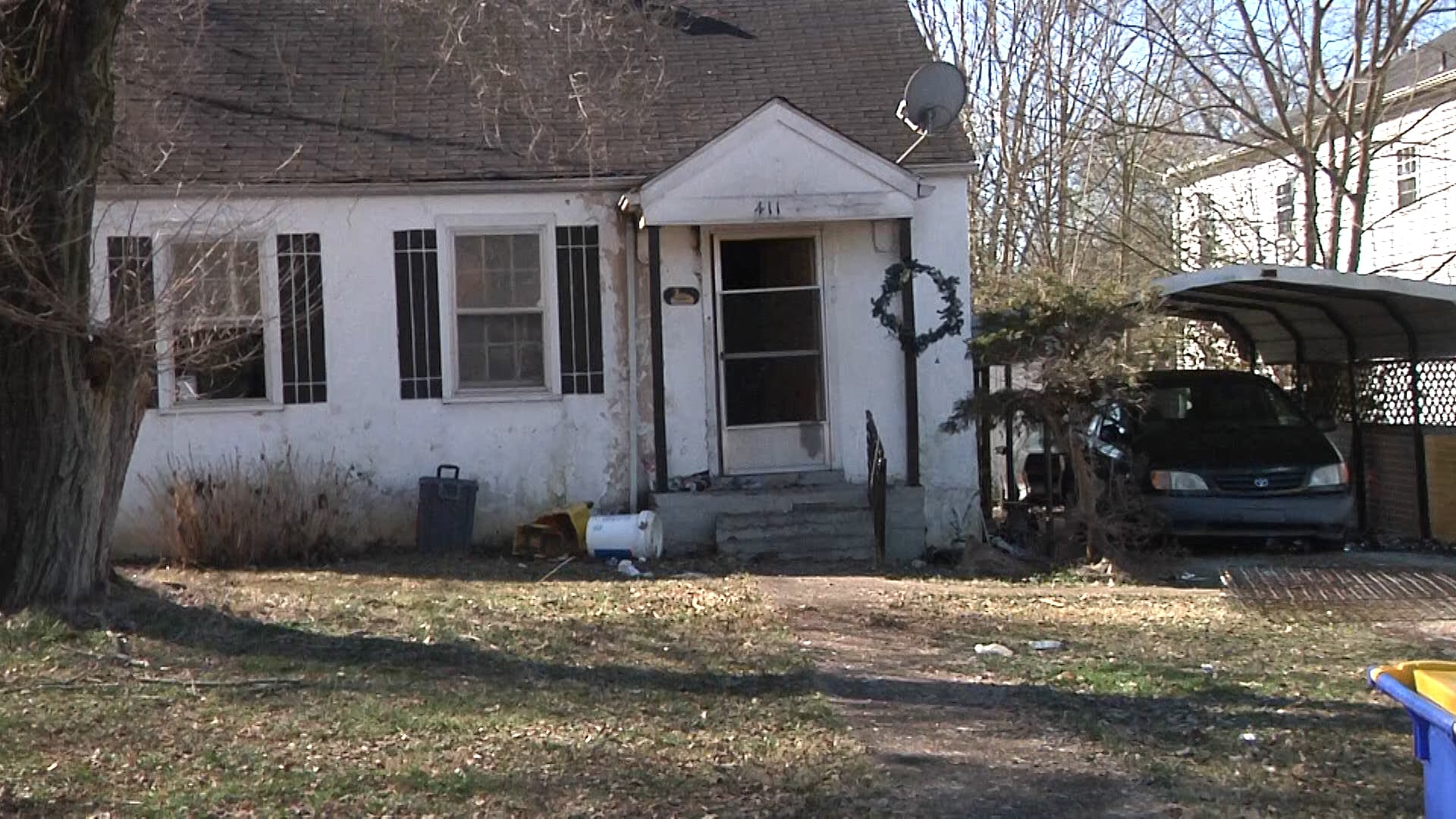 Bowling Green couple loses pets, belongings in house fire - WNKY News ...