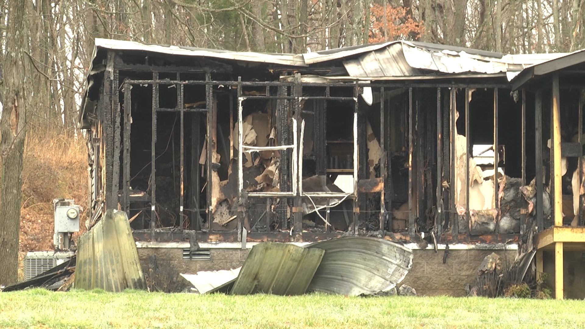 Glasgow mobile home a total loss after fire WNKY News 40 Television