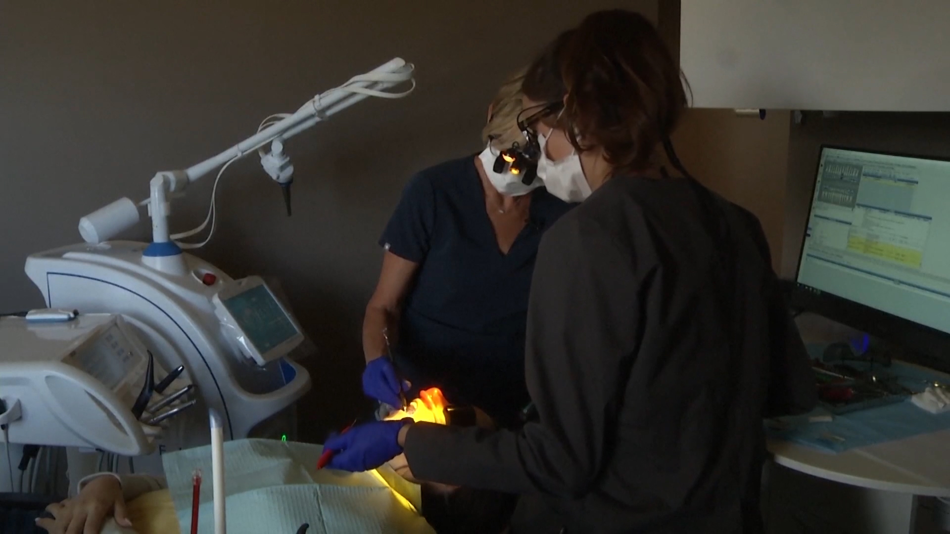 Living Well Laser dentist WNKY News 40 Television