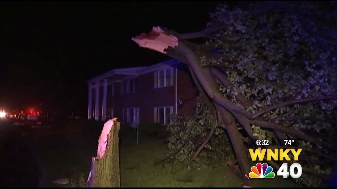 Tornadoes leave trail of destruction across Ohio, Indiana - WNKY News ...