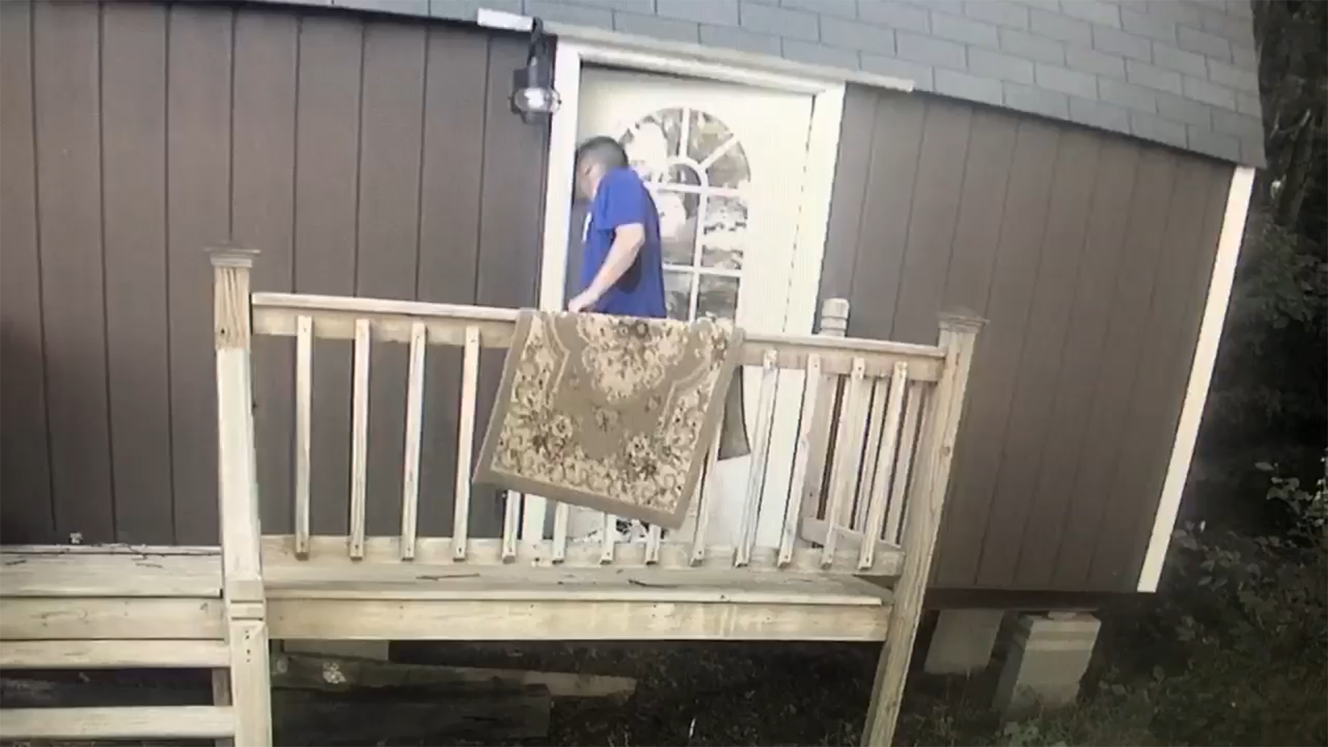 CAUGHT ON CAMERA: Man accused of burglarizing Bowling Green photography ...