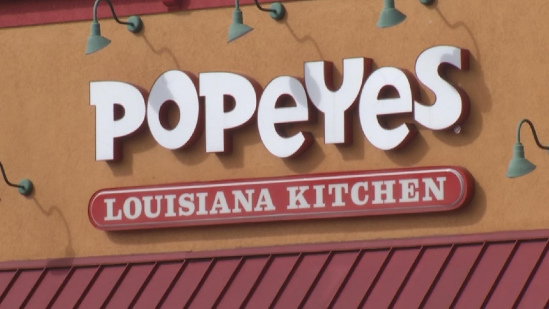 Chicken Suit: Popeyes taken to court over sandwich shortage - WNKY News ...